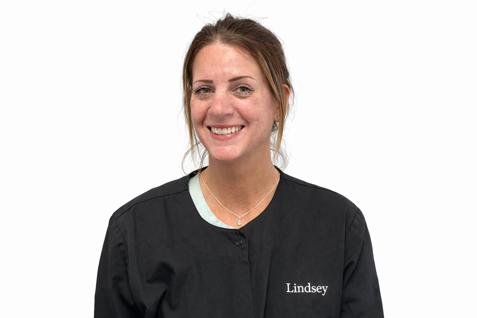 Headshot of Dental Assistant, Lindsey.